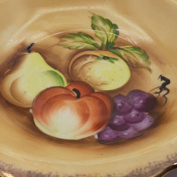 Vintage Washbasin Pitcher Jug and Bowl Made in Japan Farmhouse Smaller Size - Picture 9 of 10